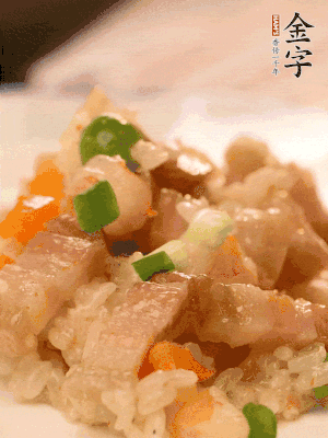 出鍋后撒點(diǎn)蔥花更香。